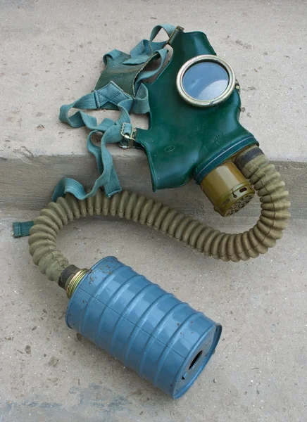 Старая газовая маска — стоковое фото