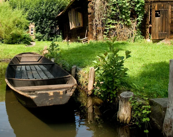 Дерев'яні човни Ліцензійні Стокові Зображення