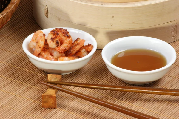 Asian style grilled shrimps — Stock Photo, Image
