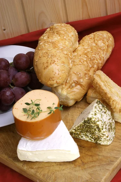 Cheese platter — Stock Photo, Image
