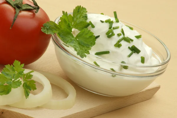 Cottage cheese with tomato — Stock Photo, Image