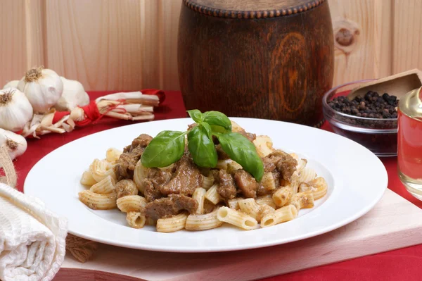 Home made noodle and organic goulash — Stock Photo, Image