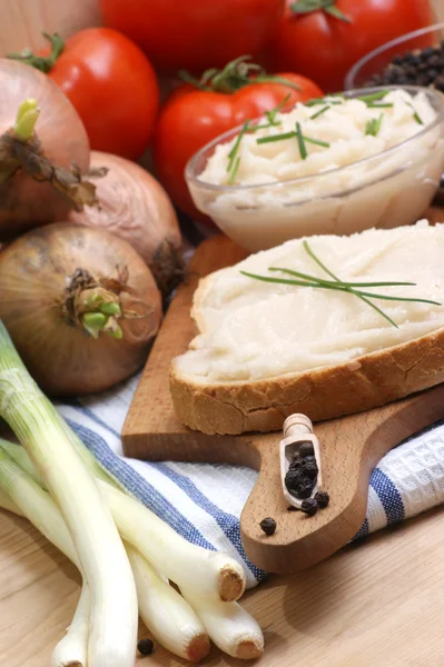 Home made lard on toast with organic dill — Stock Photo, Image