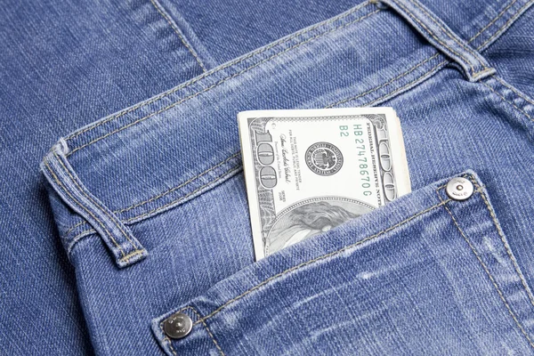 Dinheiro no bolso — Fotografia de Stock