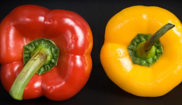 Two large peppers — Stock Photo, Image