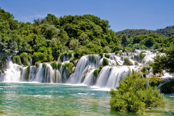 Vattenfallen i krka nationalpark i Kroatien Stockfoto