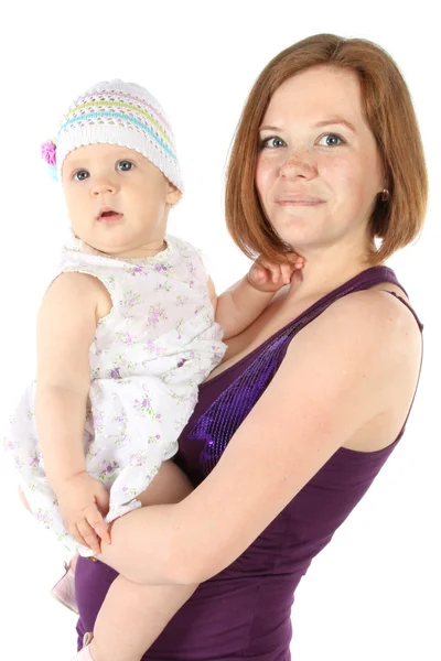 Láska matky. roztomilé dítě 8 měsíc s matkou. izolované na bílém. — Stock fotografie