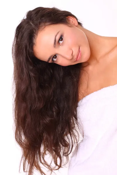 Attraktive Frau mit langen Haaren — Stockfoto