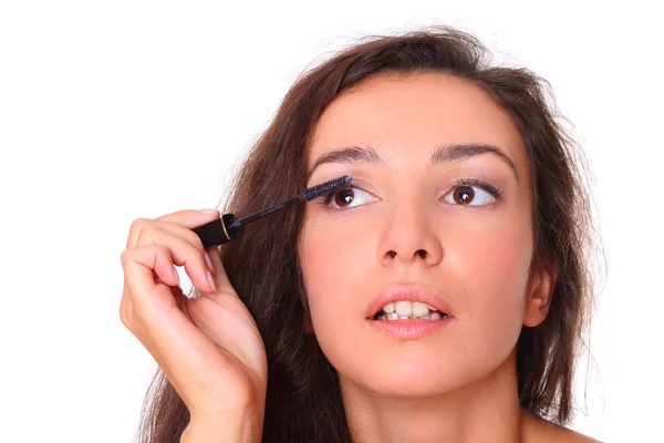 Krásná bruneta žena dělá denně ranní rutiny - make-upu — Stock fotografie