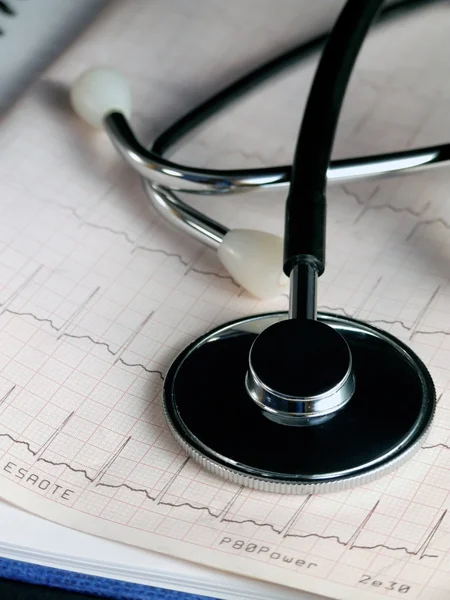 Medical record and stethoscope — Stock Photo, Image