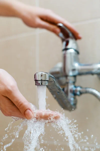 Hände gewaschen — Stockfoto