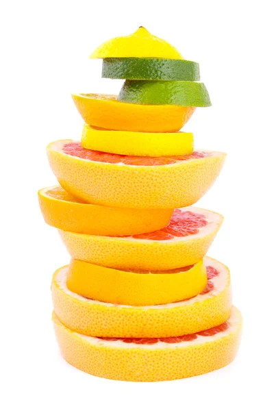 Heuvel van citrusvruchten — Stockfoto