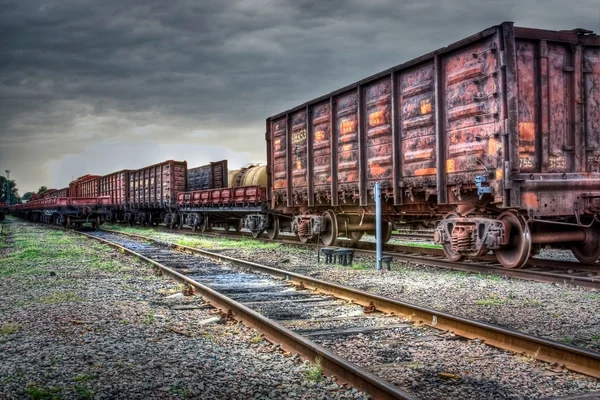 Mehrere alte Güterwaggons — Stockfoto