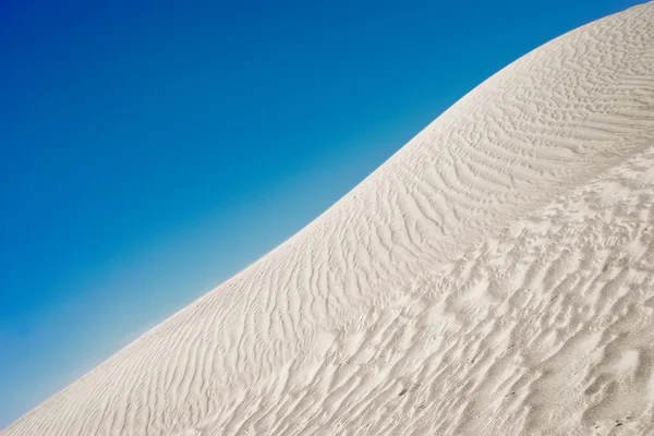 白い砂浜砂丘 — ストック写真