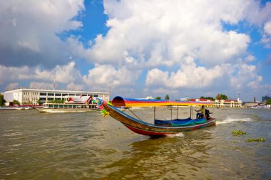 chao praya Nehri üzerinde