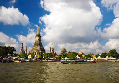 chao praya Nehri üzerinde