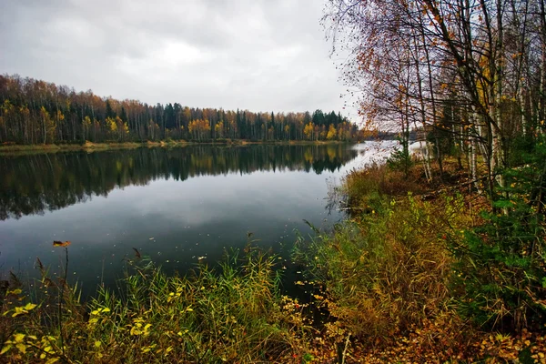 Lac d'automne — Photo