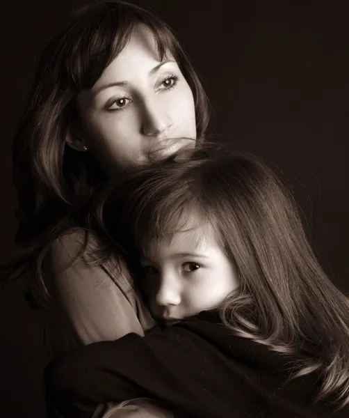 Traurige Mutter und Tochter — Stockfoto