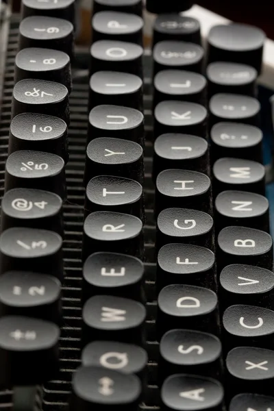 Stará klávesnice psacího stroje — Stock fotografie