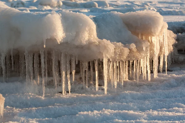 Jégcsapok télen — Stock Fotó