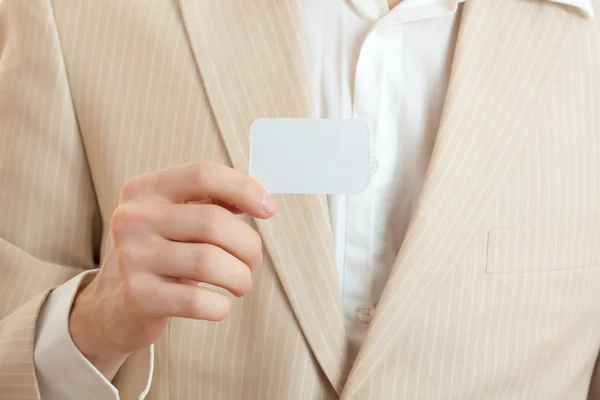 Man holding blank card — Stock Photo, Image