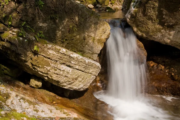 Waterfall with stones — Stock Photo, Image