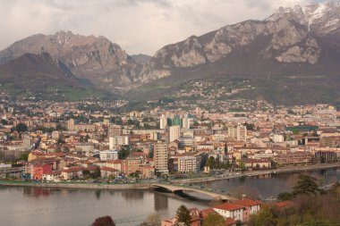 Dağları'lake yakınlarında