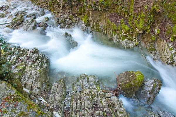 Wodospad z kamieni — Zdjęcie stockowe