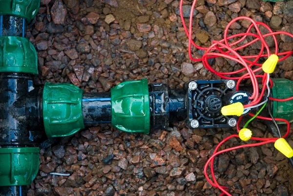 Válvulas solenóides pente de irrigação automática — Fotografia de Stock
