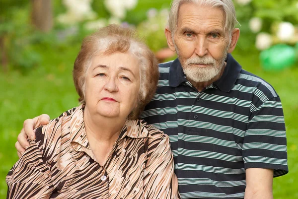 Двоє пенсіонерів — стокове фото