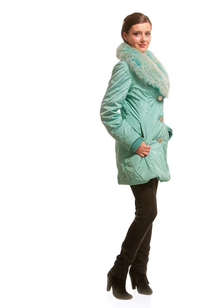 Όμορφο κορίτσι σε ζεστό γούνινο παλτό με γούνα — Φωτογραφία Αρχείου
