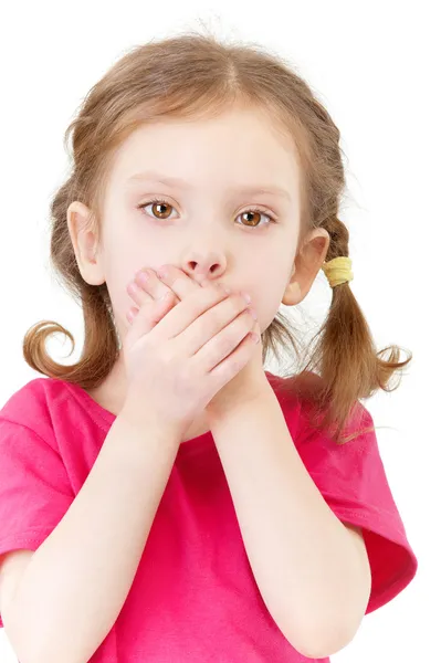 Μικρό κορίτσι κλείνει το στόμα χέρια — Φωτογραφία Αρχείου