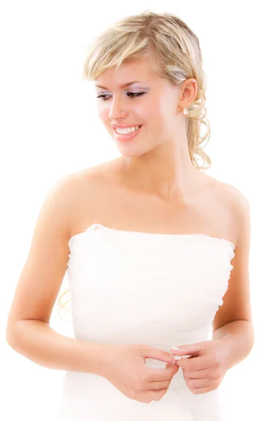 Mooie blonde in witte jurk lacht — Stockfoto