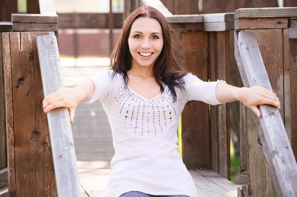 Smiling young woman — Stock Photo, Image