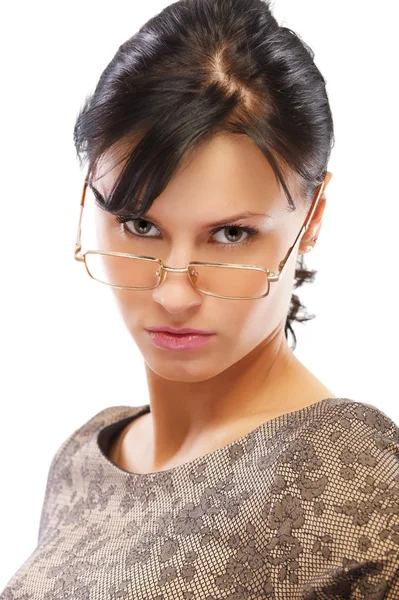 Krásná brunetka v brýlích — Stock fotografie