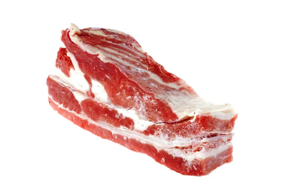 在白色的原料肉 — 图库照片