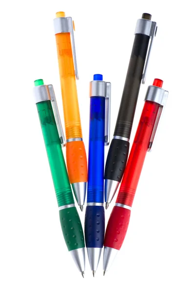Χρωματιστά στυλό πάνω σε λευκό — Φωτογραφία Αρχείου