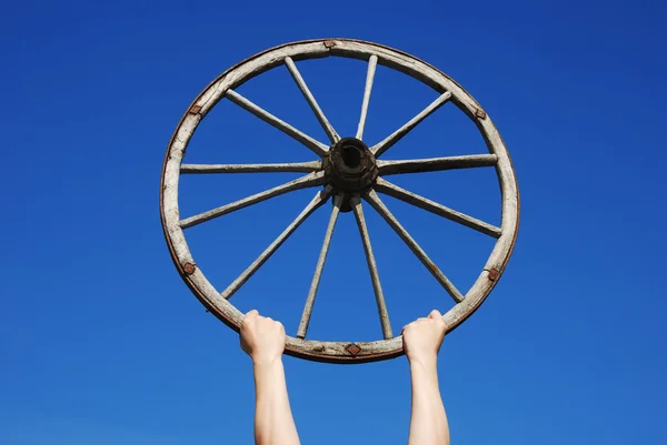 Old wooden wheel — Stock Photo, Image