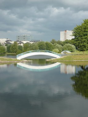 Yaz günü şehir parkında