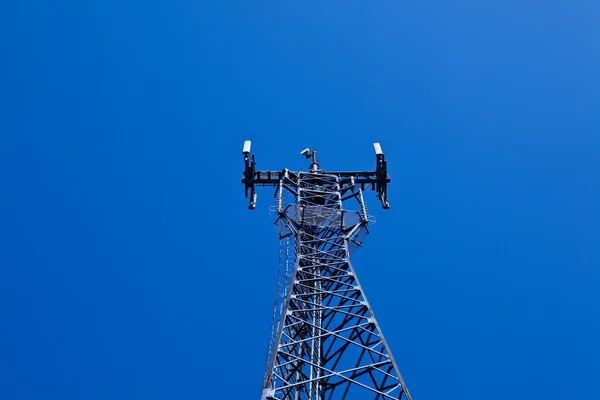 Matriz de antena de sitio celular GSM para la tele celular — Foto de Stock