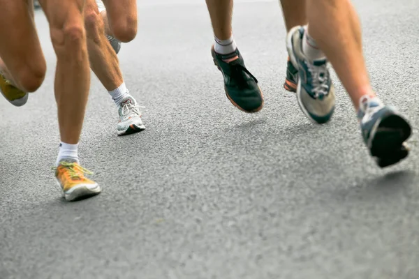 Correr en maratón de la ciudad Imagen de archivo