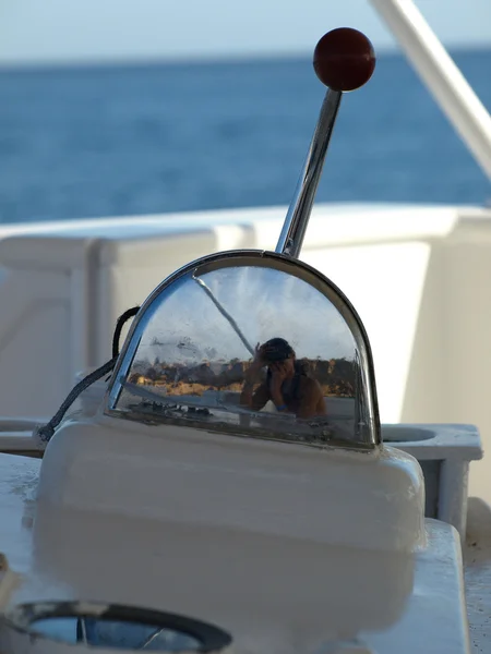Люксовая лодка — стоковое фото