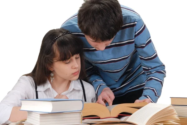 Menino e menina leitura — Fotografia de Stock