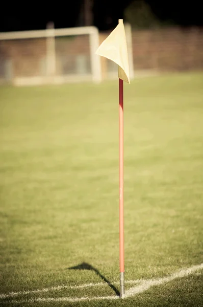 Bandiera sul campo di calcio — Foto Stock
