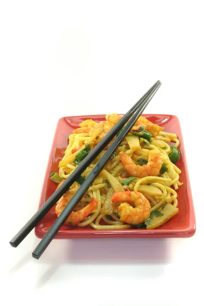 Pasta with asian shrimp — Stock Photo, Image