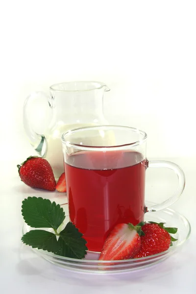 Herbata krem truskawkowy — Zdjęcie stockowe