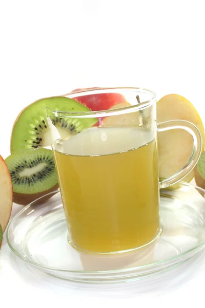 Kiwi-elma çayı — Stok fotoğraf