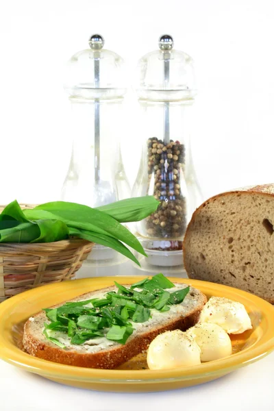 Wild Garlic Bread — Stock Photo, Image