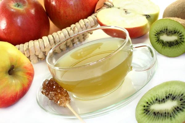 Kiwi apple tea — Stock Photo, Image