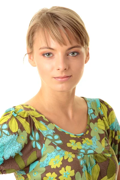 Atraktivní blondýnka v zelené letní šaty — Stock fotografie